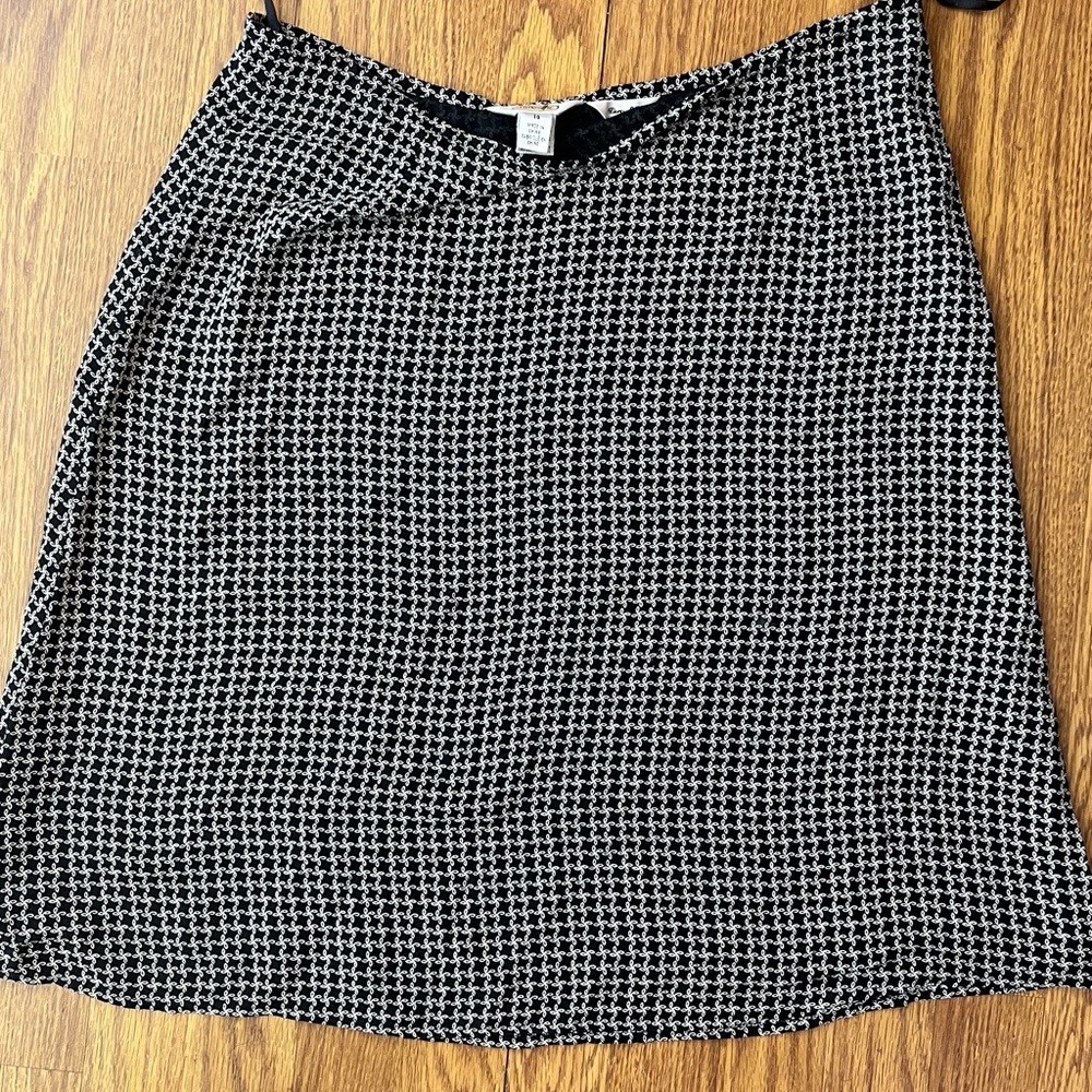 Talbots Black and White A-Line Skirt Pure Silk size 14